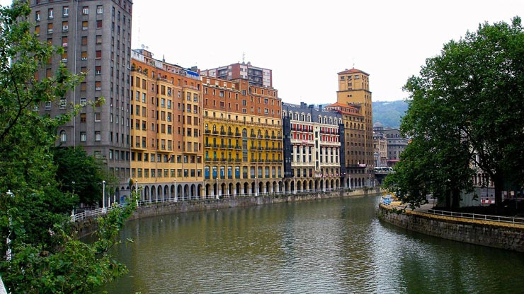 economic car rentals Bilbao